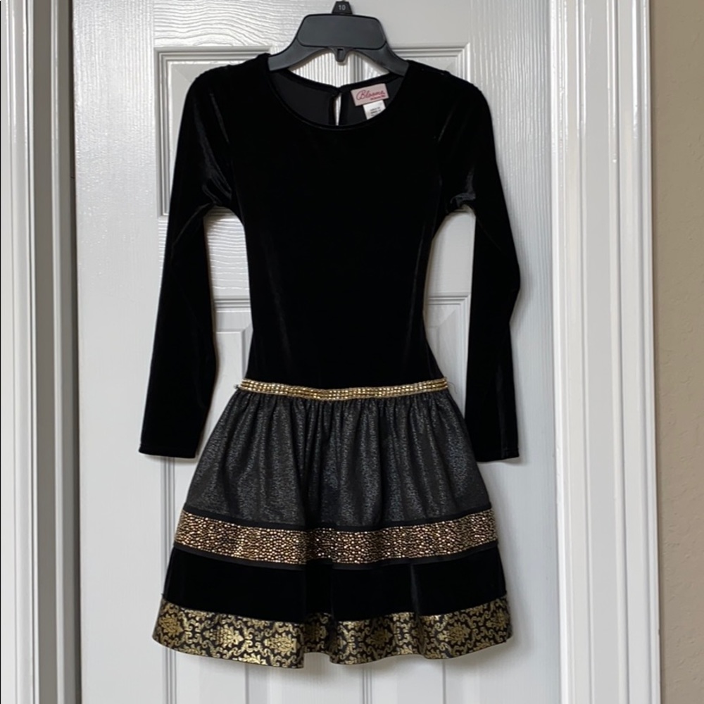 Gorgeous formal black and gold dress